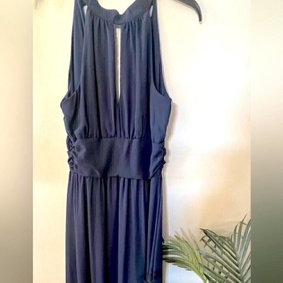 Venus Maxi Blue Navy Y89543-2-MTBL	KEY HOLE DETAIL DRESS - Dress size 2 - Picture 9 of 13